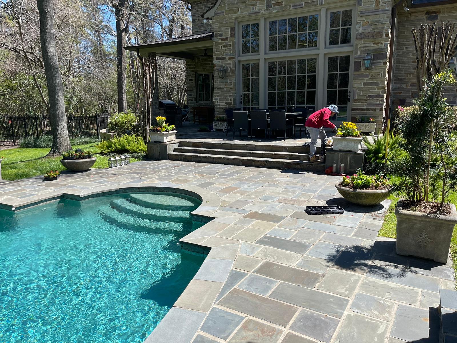Choosing the Right Type of Flagstone Pavers for Your Landscape SAFARI