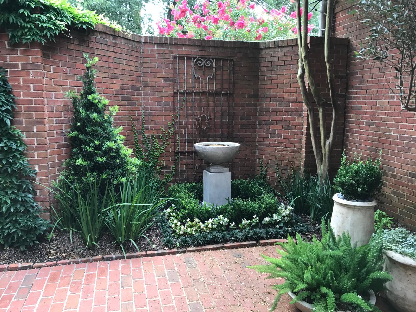 Safari Landscapes, landscaping, grass cutting, tree trimming, Irrigation System Services, Landscape Design, lawn care, irrigation system installation, seasonal flower planting, expert landscaping solutions